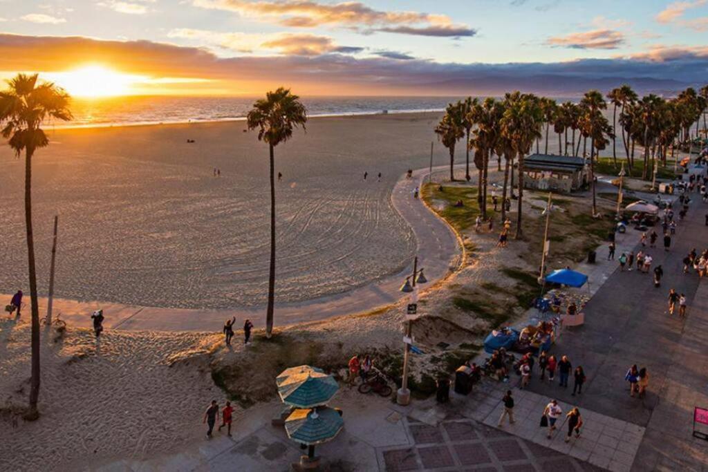 Sunny 1 Bedroom In The Heart Of Venice - #1 Los Angeles